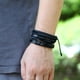 thumbnail image 4 of Pulsera trenzada Fernando de cuero trenzado 10 Piezas unisex, 4 of 8