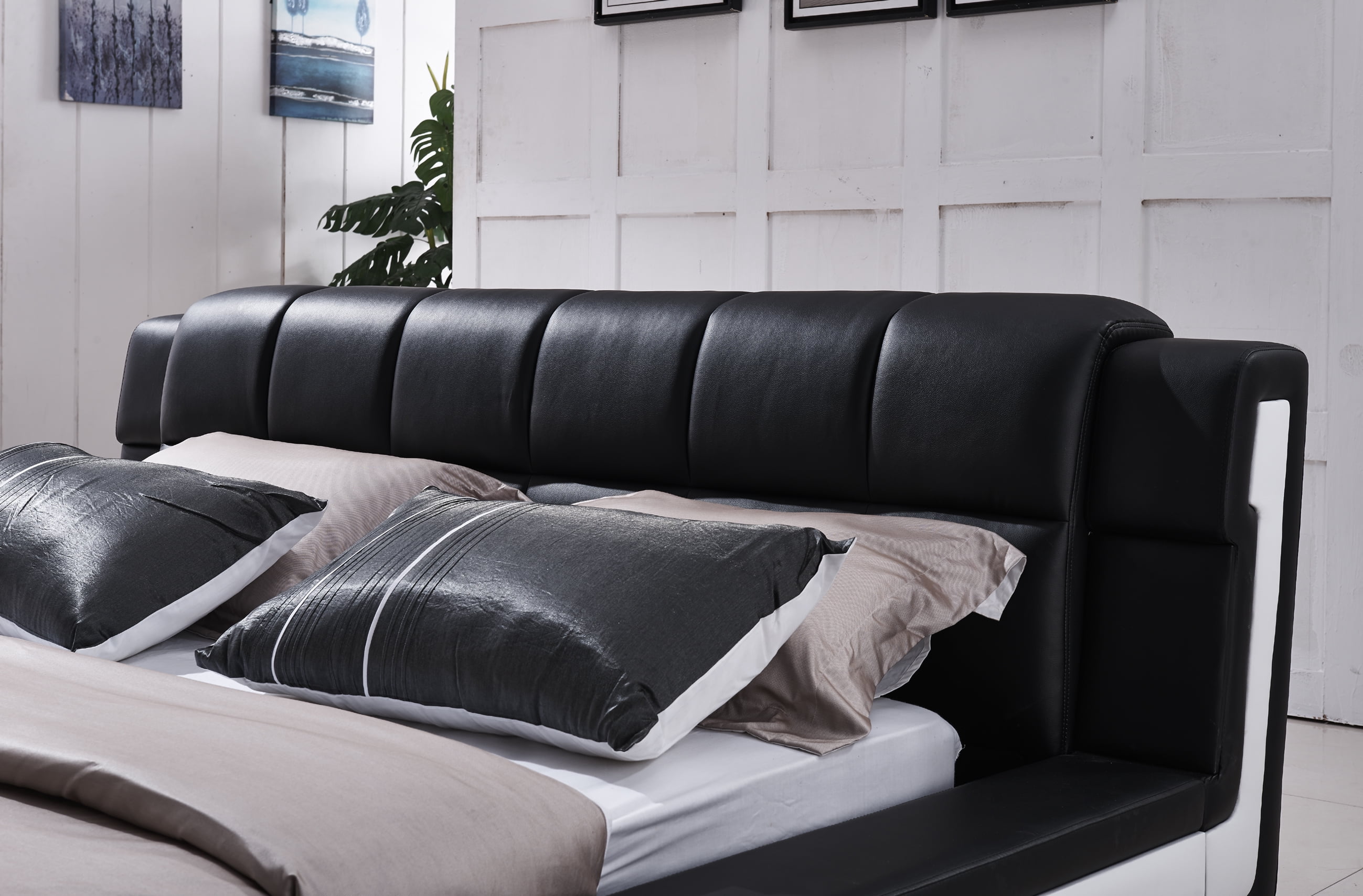 Uspridefurniture Murphy Contemporary Faux Leather Platform Bed, Black, Eastern King
