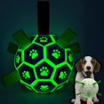 thumbnail image 1 of Pelota de fútbol QDAN que brilla en la oscuridad para perros pequeños y medianos, 1 of 6