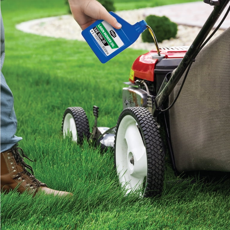 Super Tech Conventional SAE 10w-30 Lawn Mower Oil - 20 fl oz