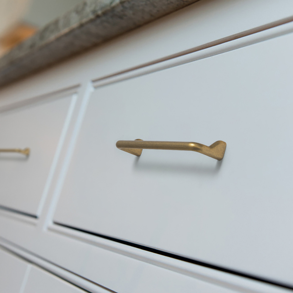 Goo-Ki 5''(128 MM) Hole Centers Antique Brass Cabinet Pulls, Zinc Alloy Cabinet Handles Drawer Pulls for Dresser, Cupboard, 6 Pack