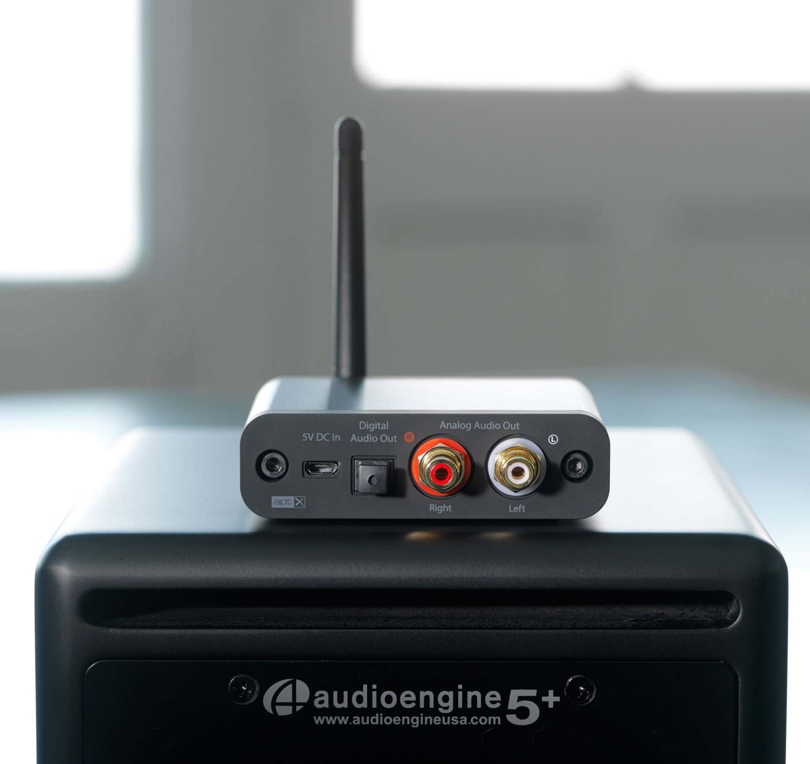 Audioengine B1 24 Bit Wireless Bluetooth Receiver aptX HD - New - image 4 of 6