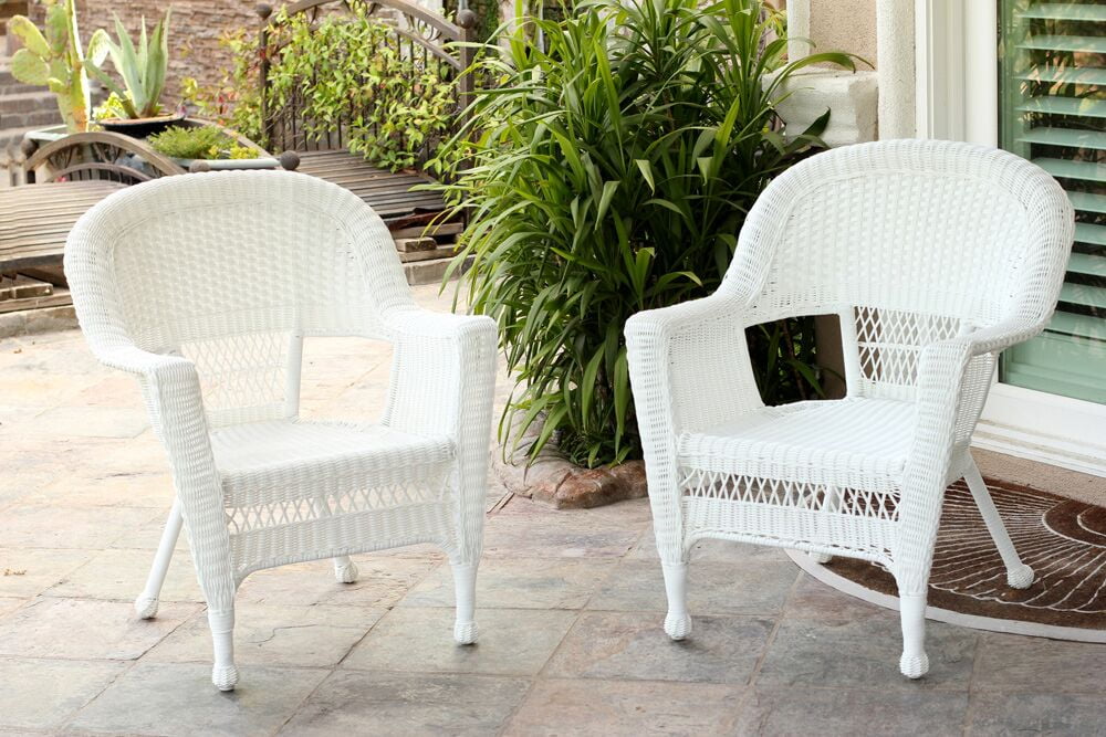 Set of 2 White Resin Wicker Outdoor Patio Garden Chairs - Walmart.com