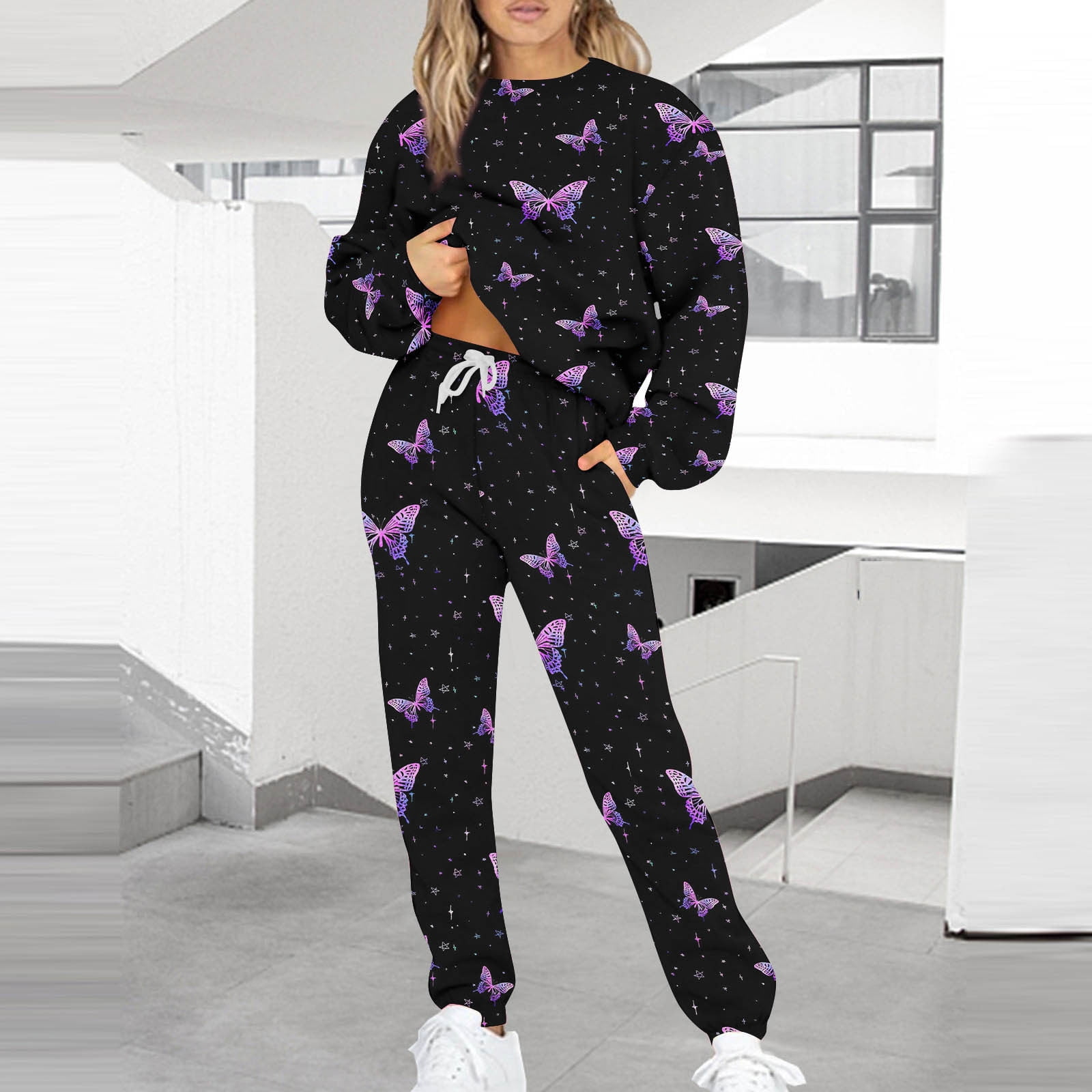 Casual sweatshirt outfits clearance