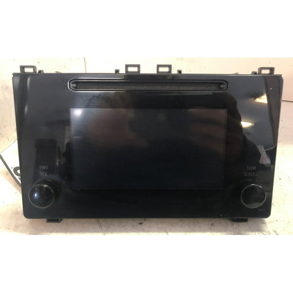 Pre-Owned 17-18 Toyota Corolla AM FM CD Player Radio Receiver Face ID 100639 OEM LKQ (Good)