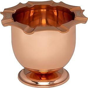 The Palió® Tazza Alta ashtray for cigar enthusiasts who enjoy sharing their smoking experience with others, Copper