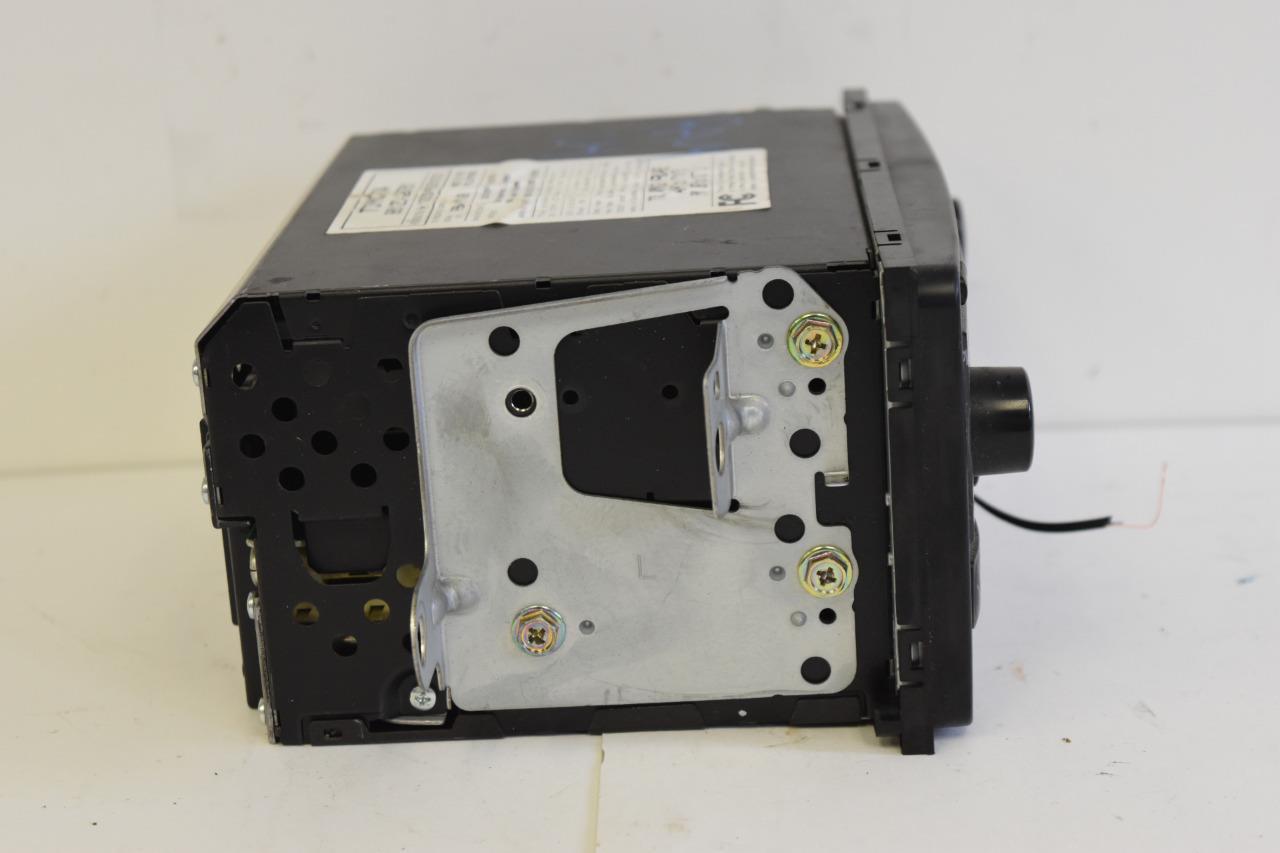 2003-2005 Toyota Celica Stereo Radio Cd Player  86120-2B761