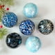 thumbnail image 1 of Bolas Navideñas de 8 Cm Pintadas con Formas Especiales para Decorar El Árbol de Navidad y Las Ventanas Del Hogar., 1 of 6