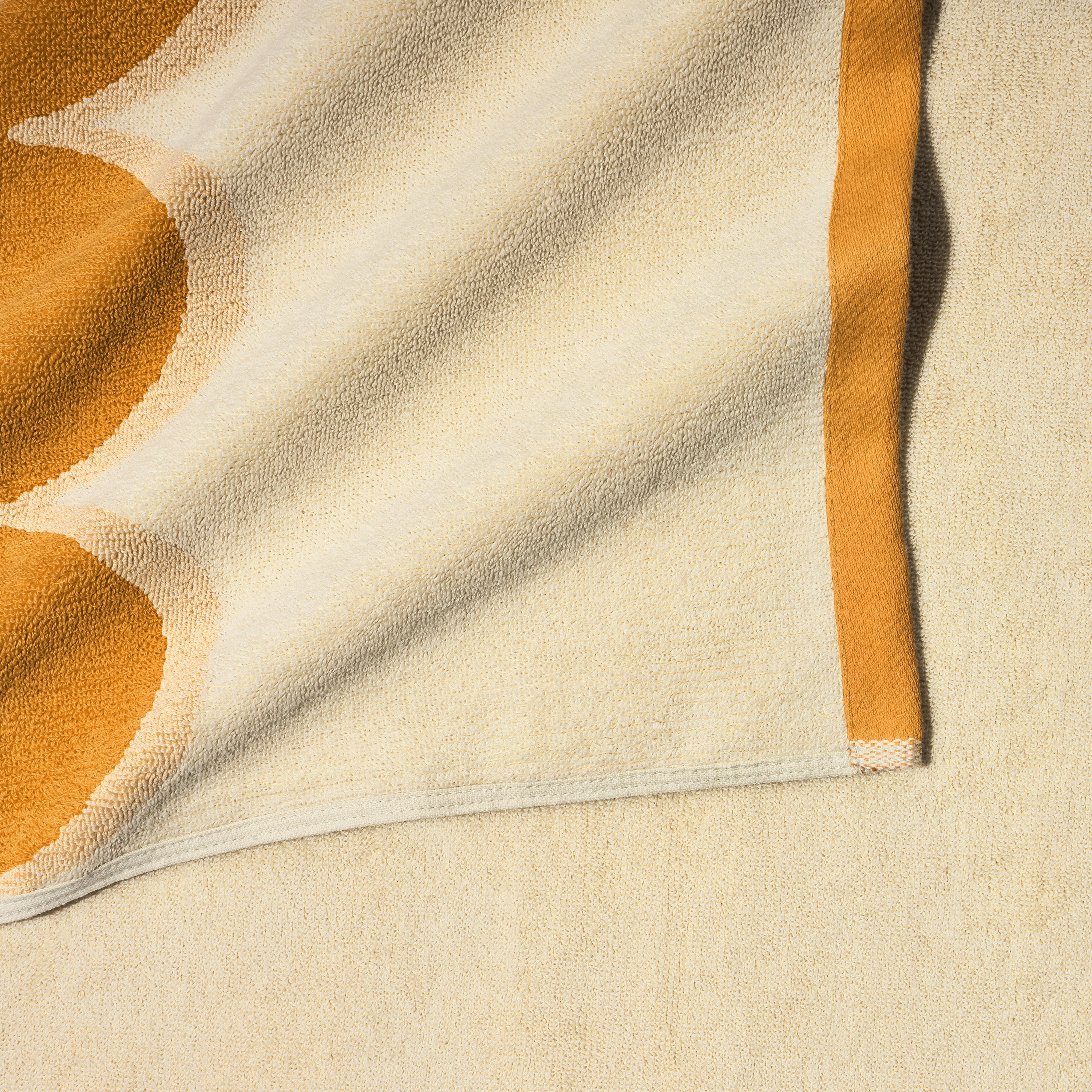 Beautiful by Drew Barrymore 6-Piece Scallop Bath Towel Set, Soft 100% Cotton, Yellow