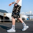 thumbnail image 2 of Pantalones cortos de playa para hombre con estampado de anime gráfico, pantalones cortos para hombre, de algodón sueltos, estampados florales, personalizados, estilo coreano de 3 cuartos, tabla de ver, 2 of 5