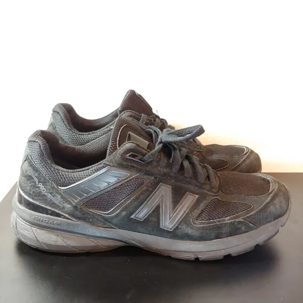 US 10.5 D Triple Black NEW BALANCE M990BB5 MADE IN USA sneakers running shoes