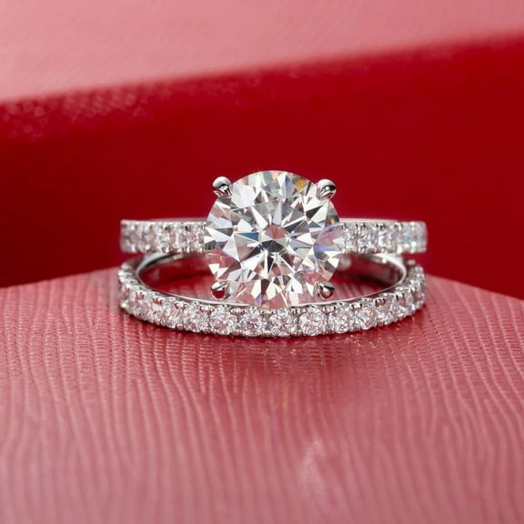 Eclet Jewels Brilliant 2 Ct Round Cut Diamond Ring - Silver 14K White gold Plated Rings for Couples - Wedding Rings for Couples - Solitaire with Accent and Eternity Diamond Rings for Couples