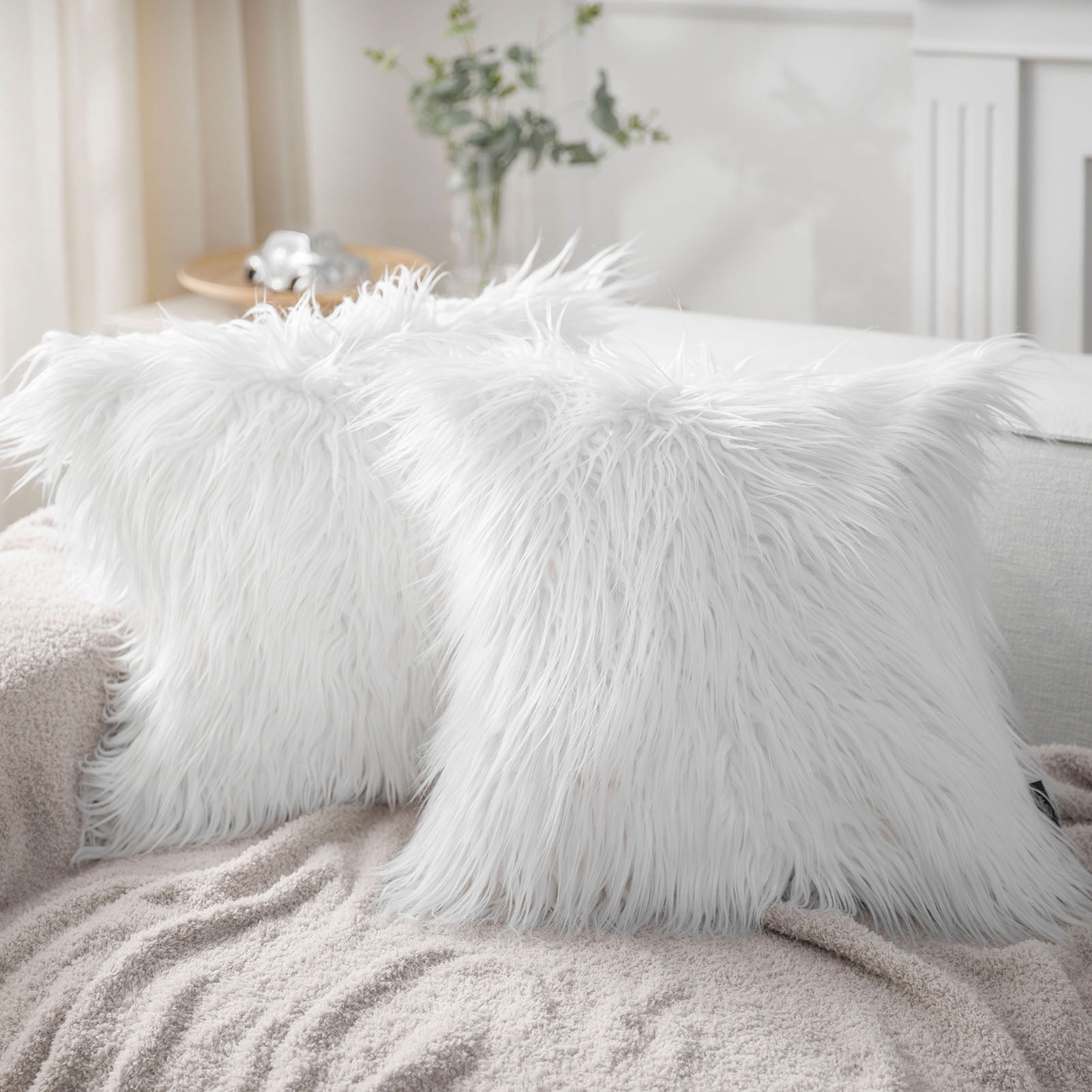 Phantoscope 18" x 18" Faux Fur Decorative Throw Pillow, Plush Cushion with Insert for Couch, Bed, Chair, Pure White, 1 Pack