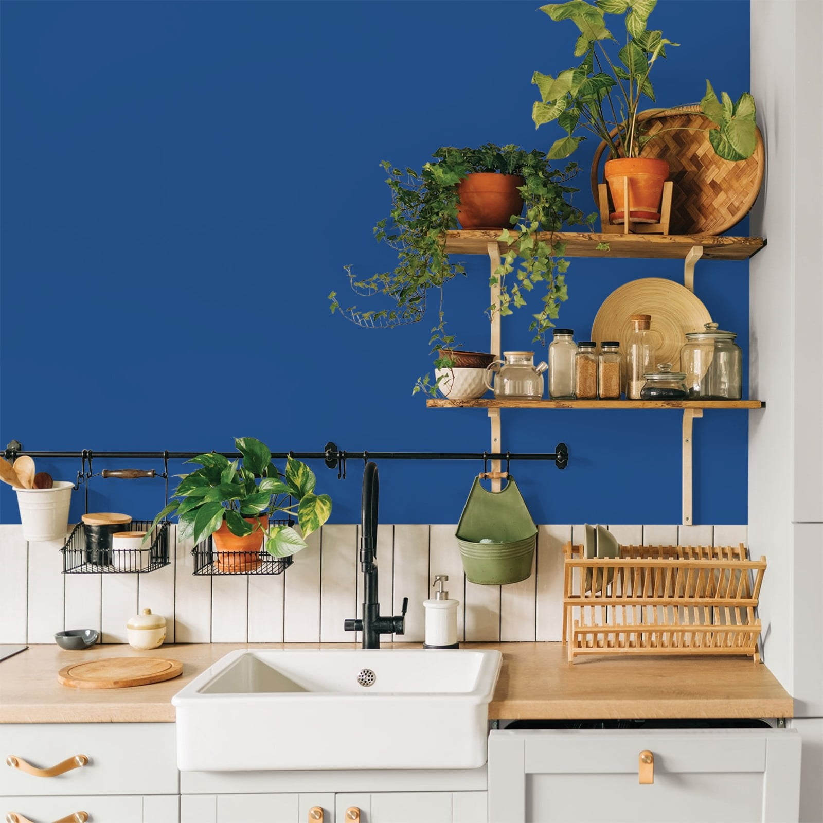 Glidden Glidden Kitchen Bath and Laundry Brilliant Blue / Blue, Eggshell Interior Paint with Primer, 1 Gallon