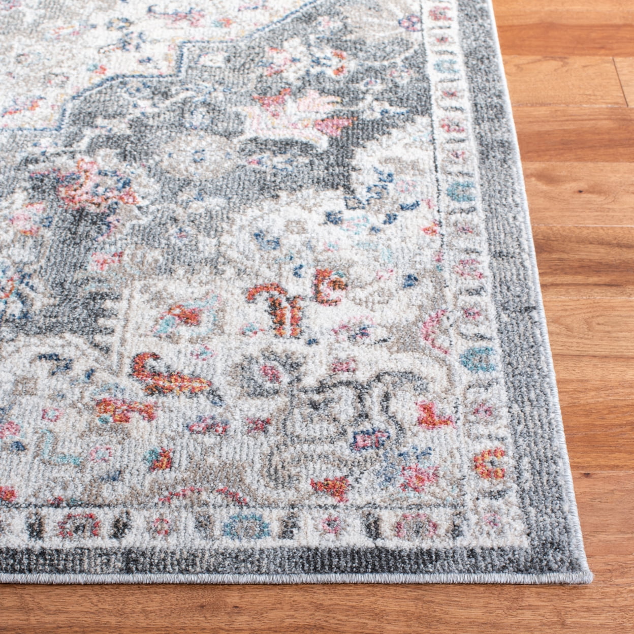 SAFAVIEH Phoenix Belinda Medallion Area Rug, Ivory/Grey, 4'5" x 6'5"