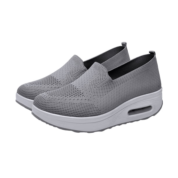 1 par de zapatillas deportivas de malla para mujer, transpirables y relajantes, con suela gruesa.