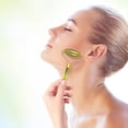 thumbnail image 2 of Set de masaje facial Charmonic 6 en 1 Ice Roller & Jade Roller, 2 of 7