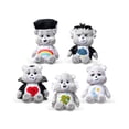 thumbnail image 3 of Peluche Care Bears Universal Monsters Tamaño Divertido Osito Gruñón, 3 of 6