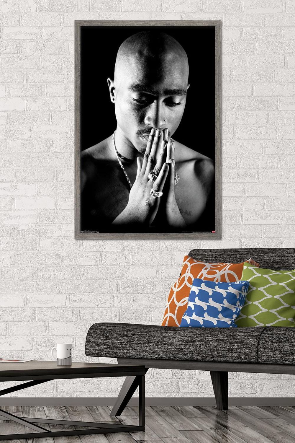Tupac - Praying Wall Poster, 14.725" x 22.375"