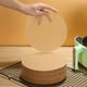 thumbnail image 2 of Yuanzi Paquete de 100 hojas de papel pergamino antiadherente para freidora de aire láminas cuadradas de 6x6 pulgadas para hornear vaporera y moldes para pasteles resistentes al calor hasta 230, 2 of 3