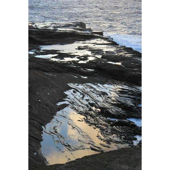 Howard "Reflection" Wall Decal