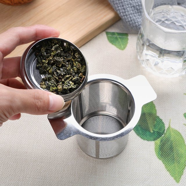 Double Handles Tea Infuser with Lid Stainless Filter;Stainless Steel Steel Fine Mesh Coffee Filter Teapot Cup Hanging Loose Leaf Tea Strainer