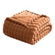 thumbnail image 1 of Manta de piel sintética color caramelo negra para sofá, manta de burbujas gruesa, muy suave y pesada, para cama, dormitorio, sala de estar, sofá estilo granja, 1 of 5