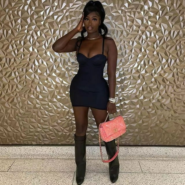 2024 Été Sexy Solide Spaghetti Sangle Mini Robe Femmes Sans Manches Haute Taille Parti Club Bodycon Robe Femmes Robes Vintage