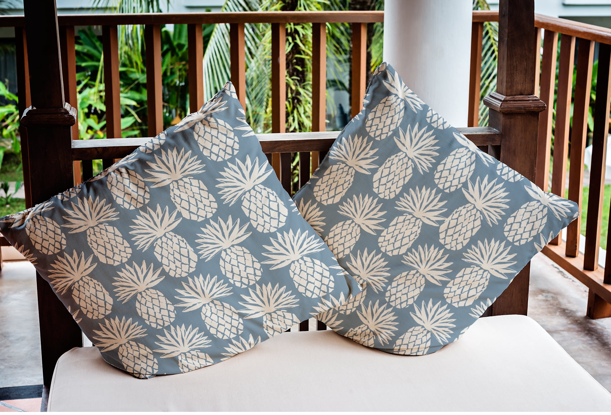 Simply Daisy 18" x 18" Pineapple Pattern Nautical Indoor/Outdoor Throw Pillow