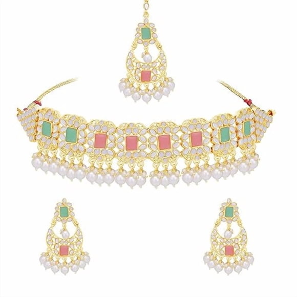 Attractive Gold Plated Kundan Choker Necklace Set With Earrings & Maang Tikka For Women