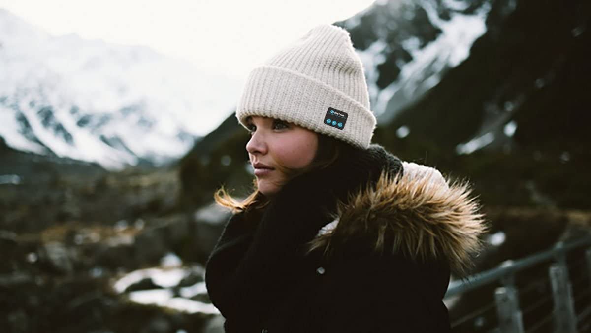 Savage Gear Wireless Unisex Beanie Hat 