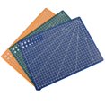 thumbnail image 1 of Tapete de corte A4, almohadilla cortada de retales, herramientas de retales, tabla de corte de doble cara, autosuficiente, 3 uds., 1 of 5