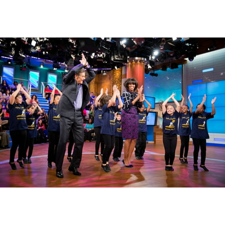 First Lady Michelle Obama And Dr. Mehmet Oz With The Terence C. Reilly School No. 7 Dance Group. They Were Taping The