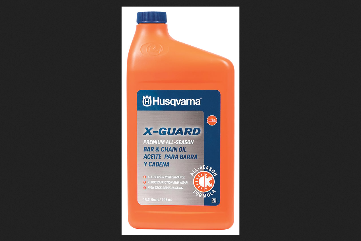 Husqvarna XGuard Bar and Chain Oil 32 oz.