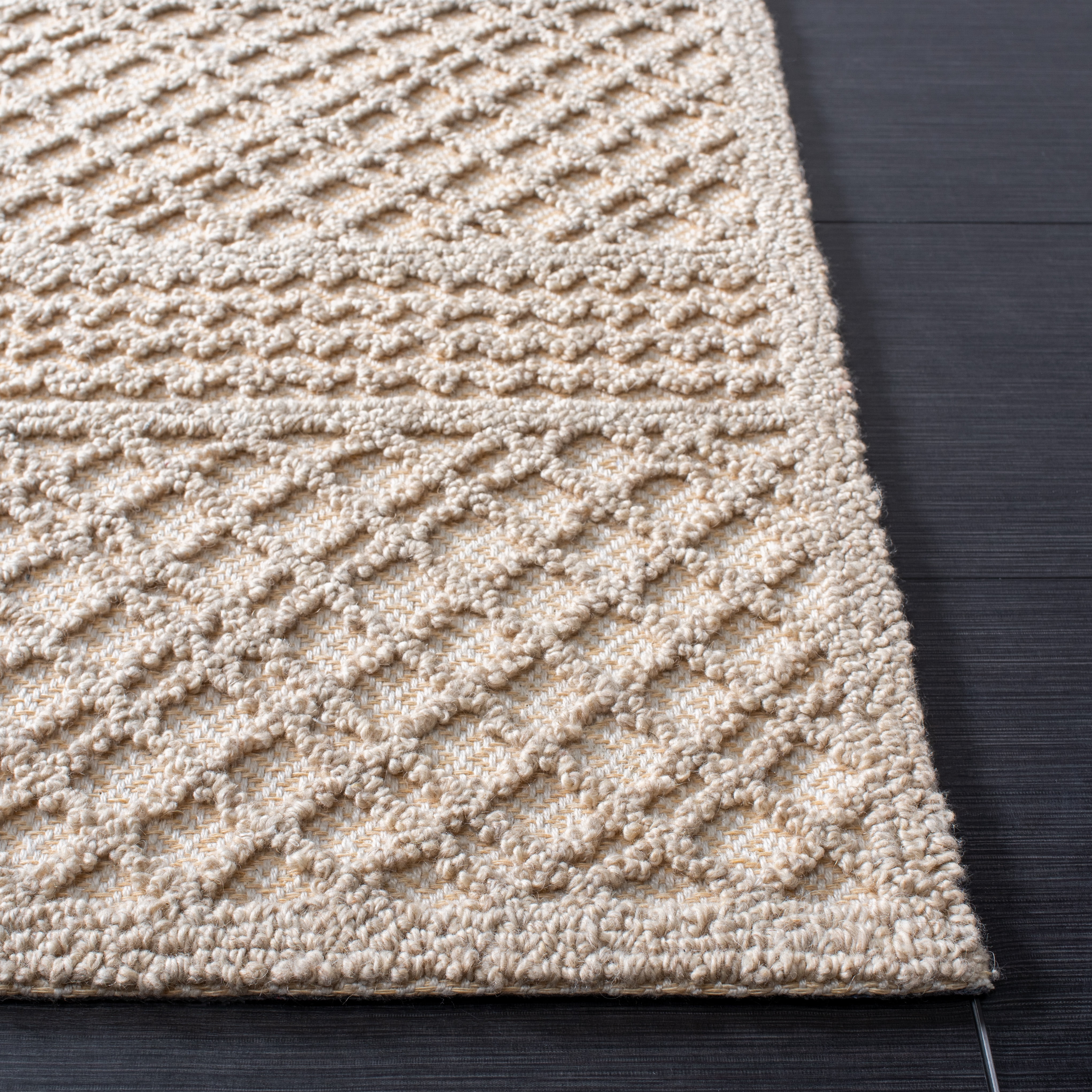 SAFAVIEH Trace Galen Geometric Area Rug, Ivory, 5' x 8'