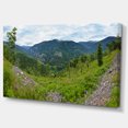 thumbnail image 2 of Panorama des Montagnes Vertes - Impression sur Toile Paysage, 2 of 3