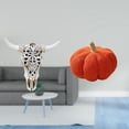 thumbnail image 2 of Escultura Decorativa De Cabeza De Toro Tribal Para Colgar En La Pared Y Almohada De Peluche De Calabaza De Halloween Para Decoración De Dormitorio, Oficina Y Sofá De Estilo Rústico., 2 of 8
