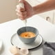 thumbnail image 5 of Espumador de leche de mano recargable, alimentado por USB-C, batidor de acero inoxidable resistente al agua, diseño de un botón, máquina de espuma de 15 segundos para café con leche, capuchinos, 5 of 7