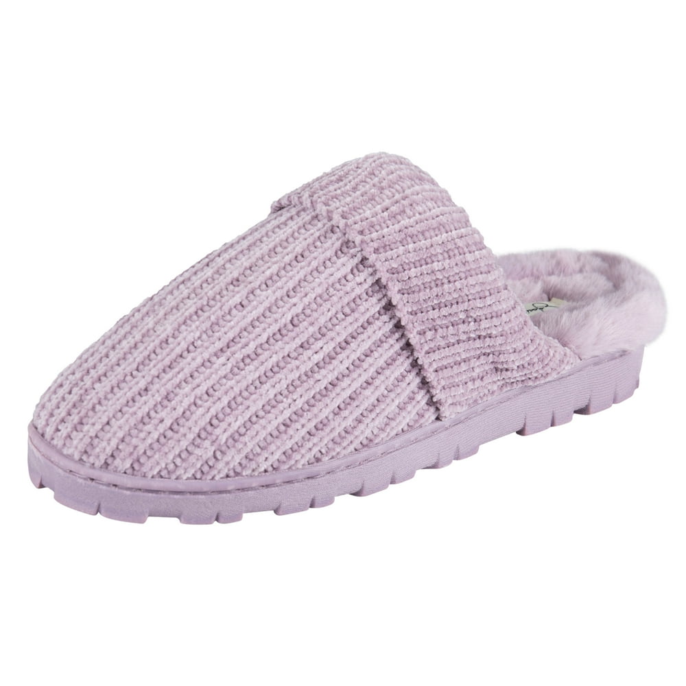 Jessica Simpson Jessica Simpson Women's Soft Cable Knit Slippers With
