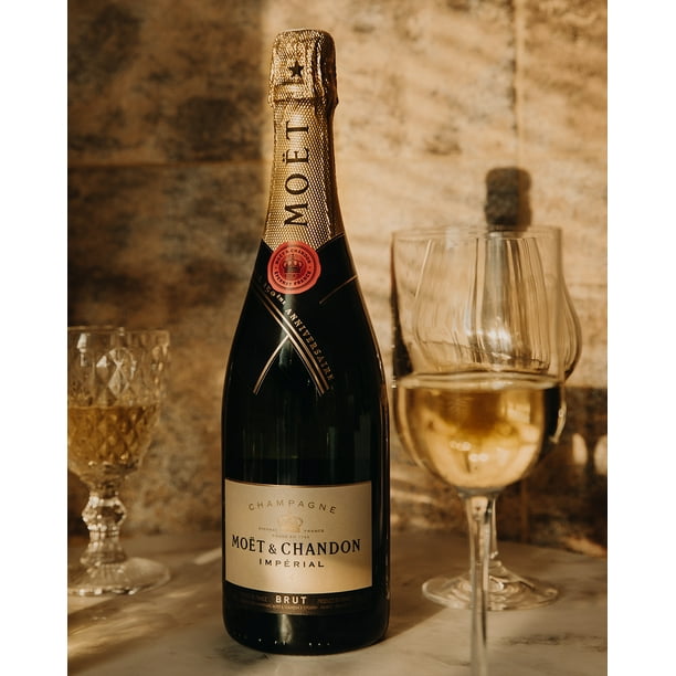 Moet & Chandon Brut Imperial Sparkling White Wine, 750ml