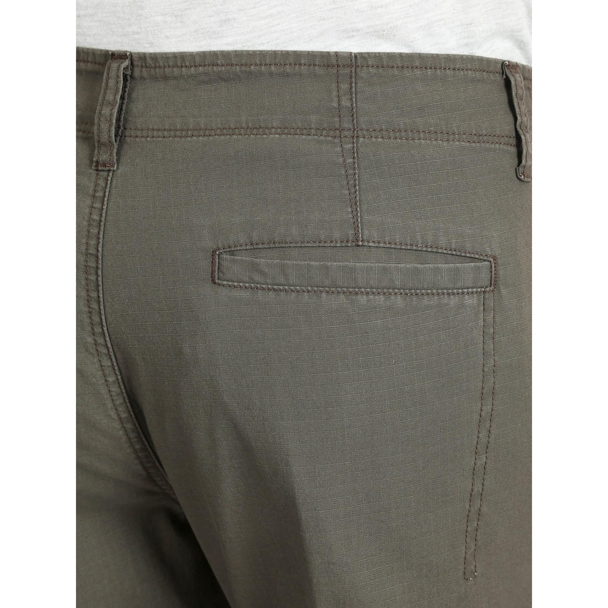 Wrangler Men's and Big Men's Relaxed Fit Cargo Pants With Stretch