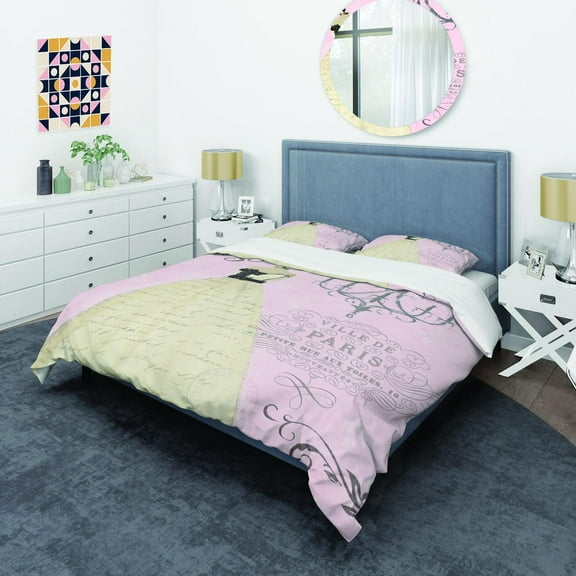 Designart 'French chandeliers Couture II' Glam Duvet Cover Set