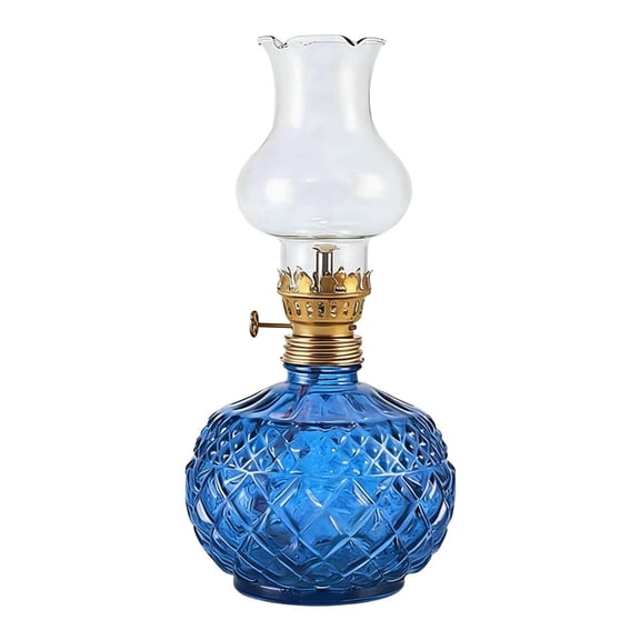 Vintage Style Oil Lamp with Glass Candle Holder, Clear Kerosene Lamp for Home Decor, Sturdy Metal Base, Functional Lighting for Power Outage