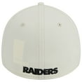thumbnail image 4 of Men's New Era Cream Las Vegas Raiders Classic 39THIRTY Flex Hat, 4 of 6