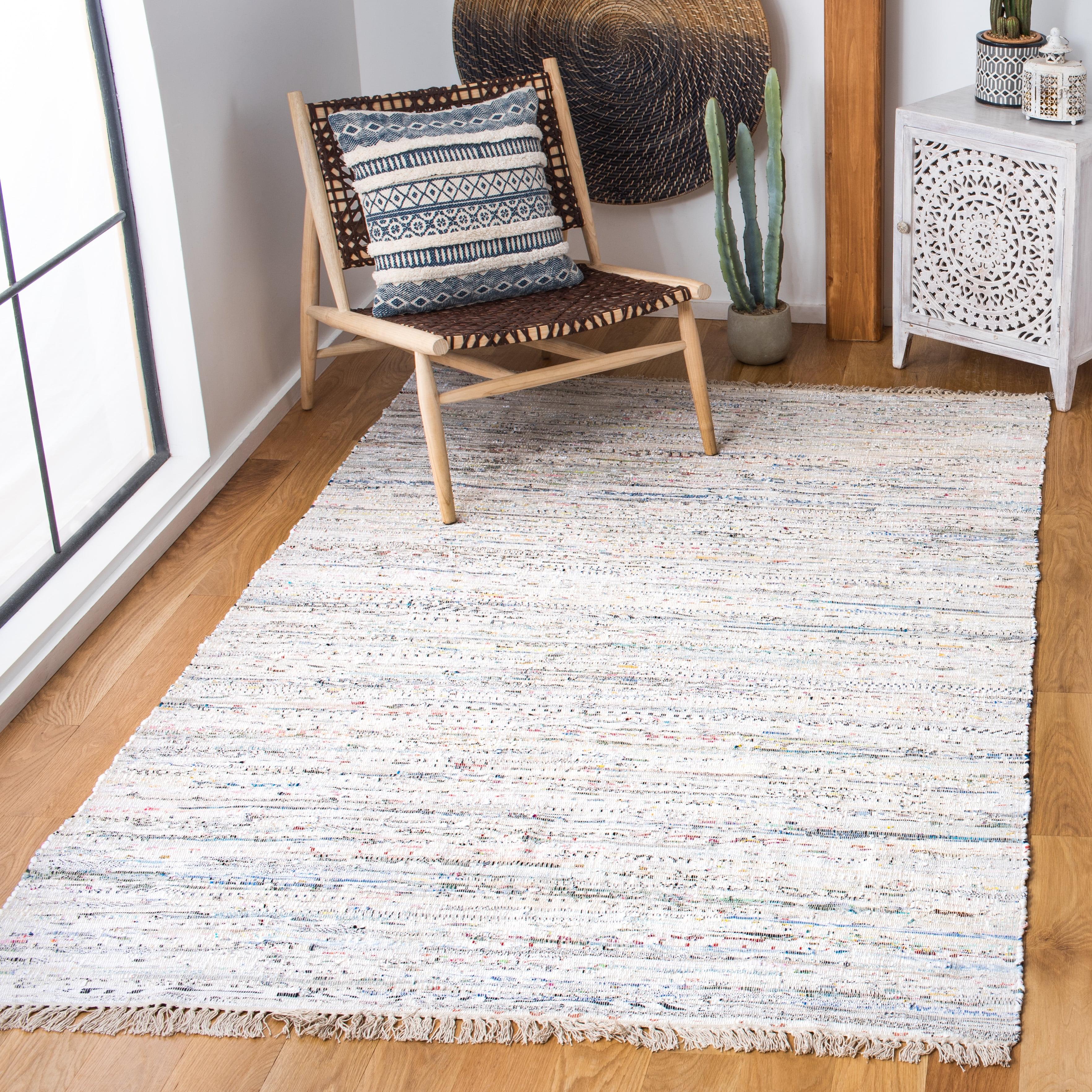 SAFAVIEH Rag Robynne Striped Cotton Area Rug, Ivory/Multi, 5' x 5' Square