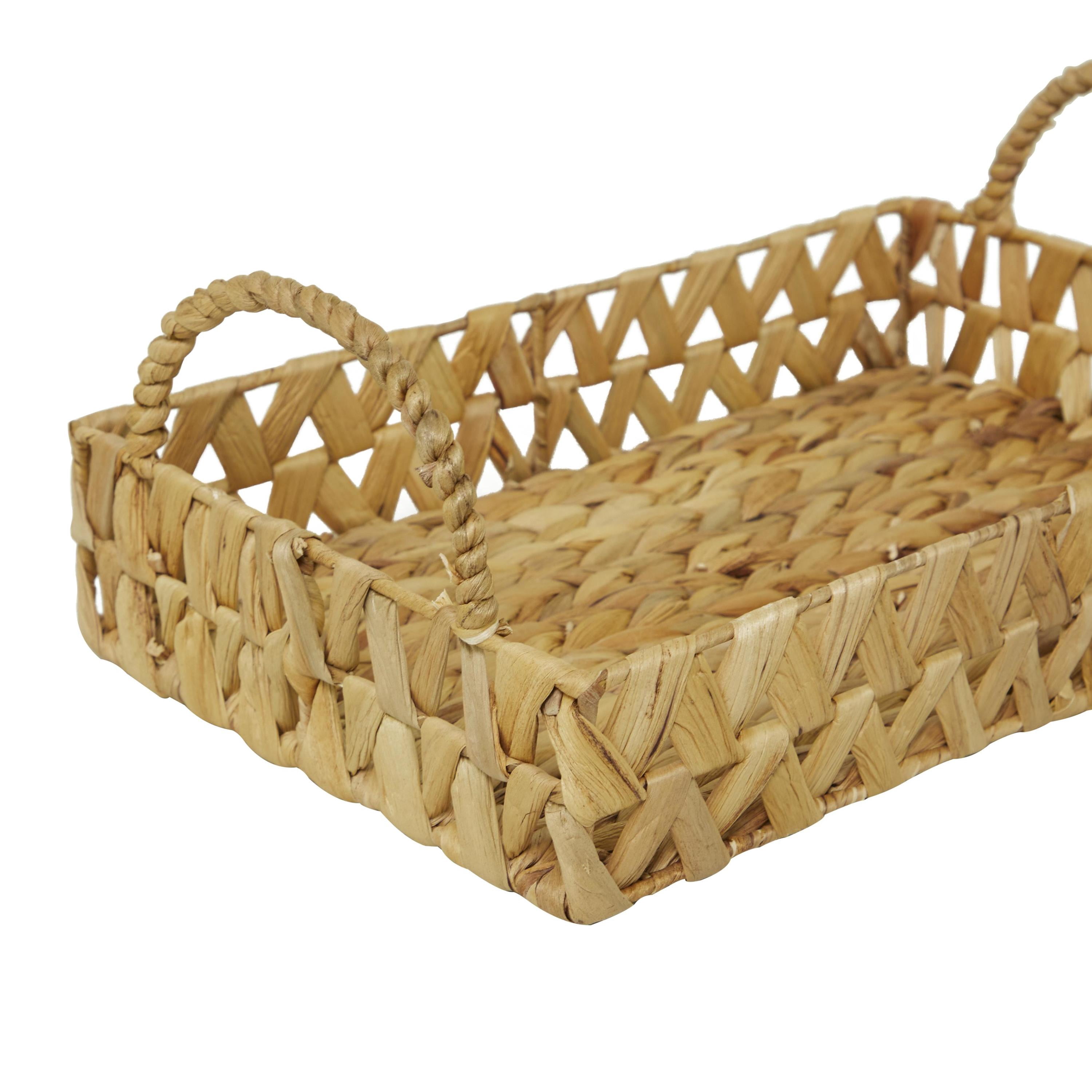 DecMode 19", 16", 15"W Brown Seagrass Handmade Woven Tray with Handles, 3-Pieces