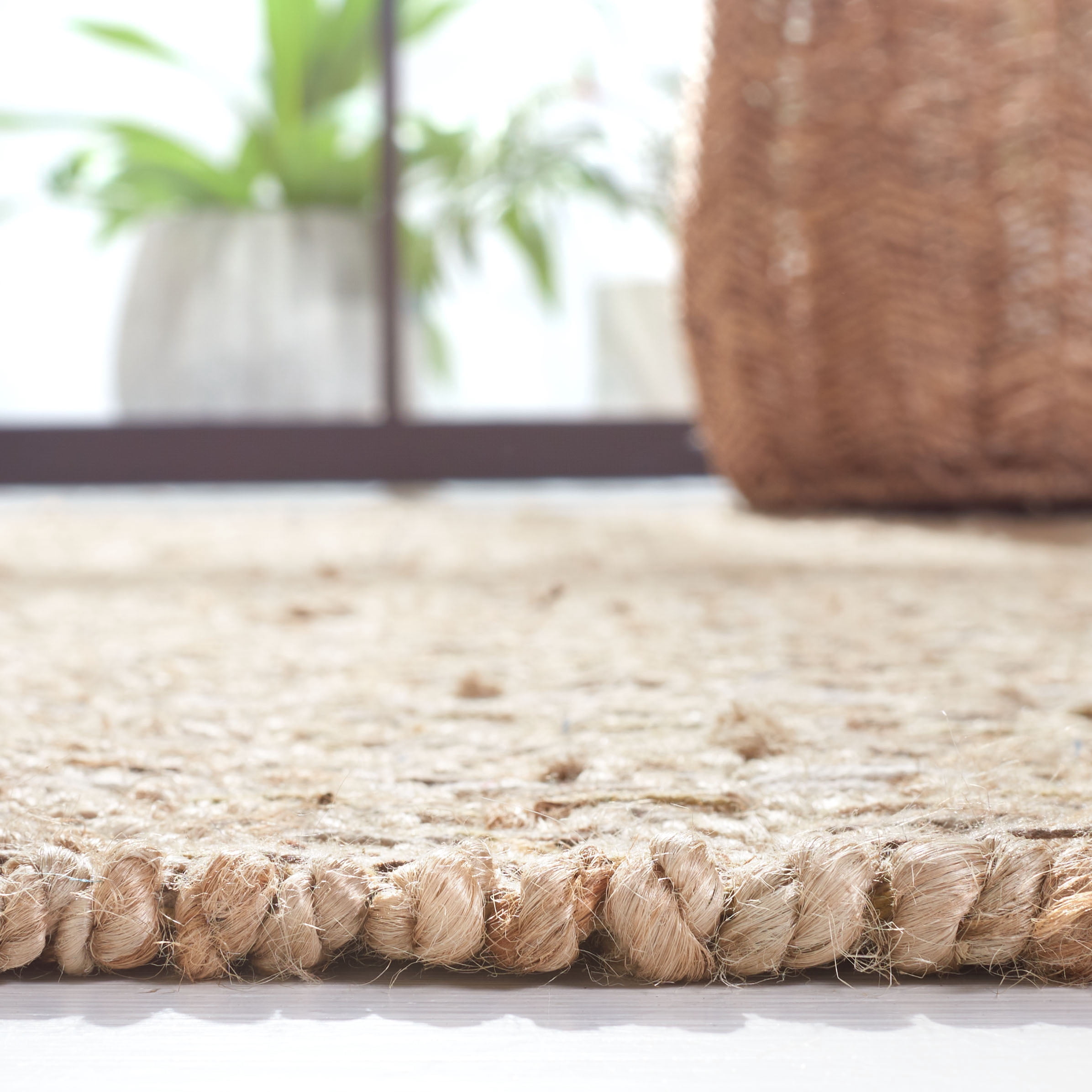 SAFAVIEH Cape Cod Kristen Distressed Area Rug, Gray/Natural, 5' x 8'