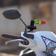 thumbnail image 5 of Fiudx Mini Luz para Manillar de Motocicleta, Diseño Único, Visibilidad Led para Mayor Seguridad, Simulación de Rojo y Verde, Fácil Instalación, Iluminación Multimodo, Ajuste Universal, Juego Completo, 5 of 7