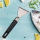 thumbnail image 5 of Limpiador de escamas de pescado de acero inoxidable, descamador de pescado para cocina, limpieza de escamas de pescado negro, 5 of 9