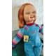 thumbnail image 2 of Muñeco chucky ojitos dormilones, cuerpo de felpa de 80 cm con huella y agujetas reales, 2 of 5